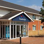 Travelodge Reading M4 Westbound